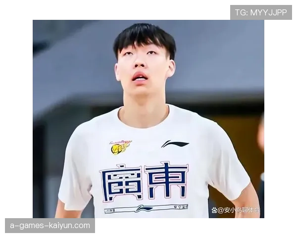 再砍22分！广东2米05争议锋线成功升级，新赛季或成杜锋麾下奇兵，广东队锋线